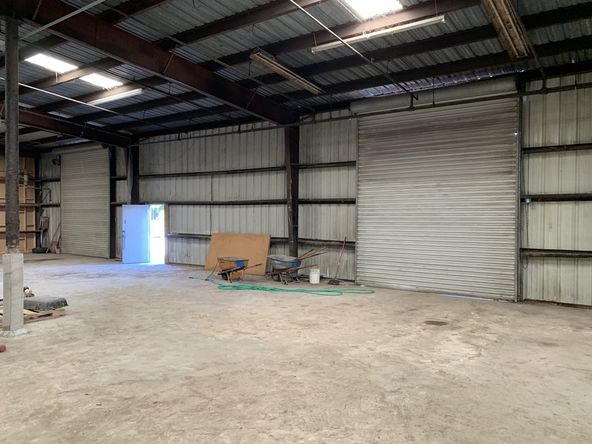 Drew Park Industrial Warehouse: 5010 N Coolidge Ave, Tampa, FL 33614
